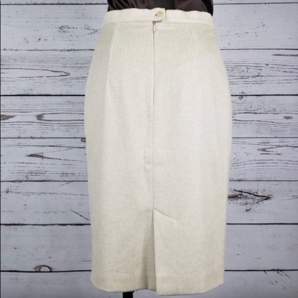 Burberry London 100% Cashmere Ivory Straight Pencil Skirt Women's - Picture 5 of 9